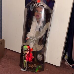 Large Yasmin Doll Costume - Cream and Brown